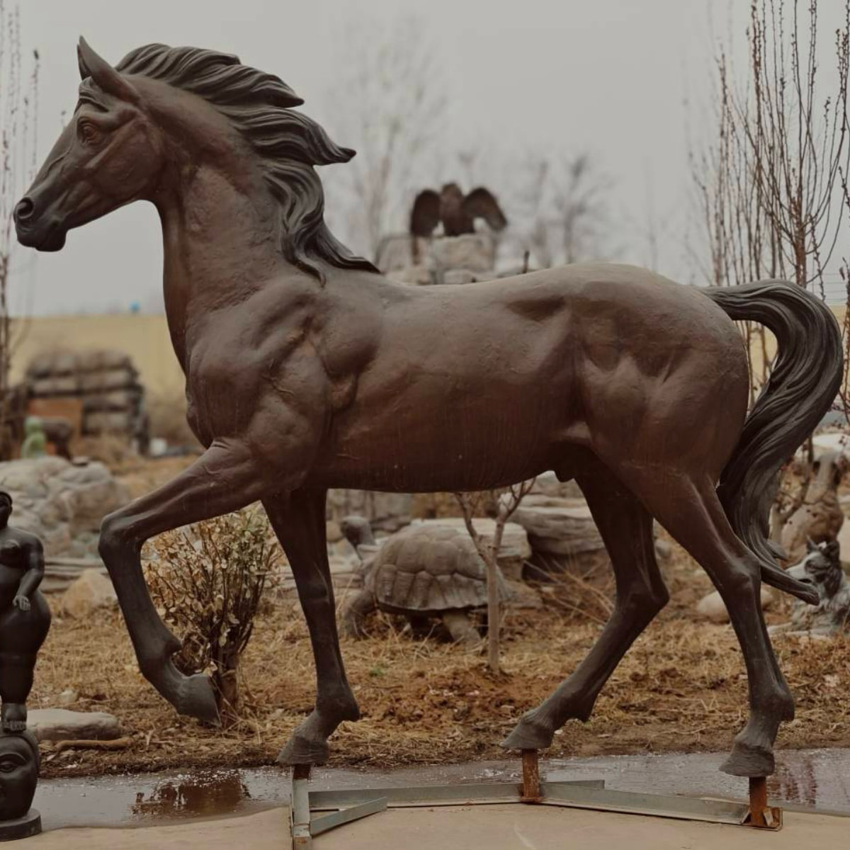 large bronze horse sculpture