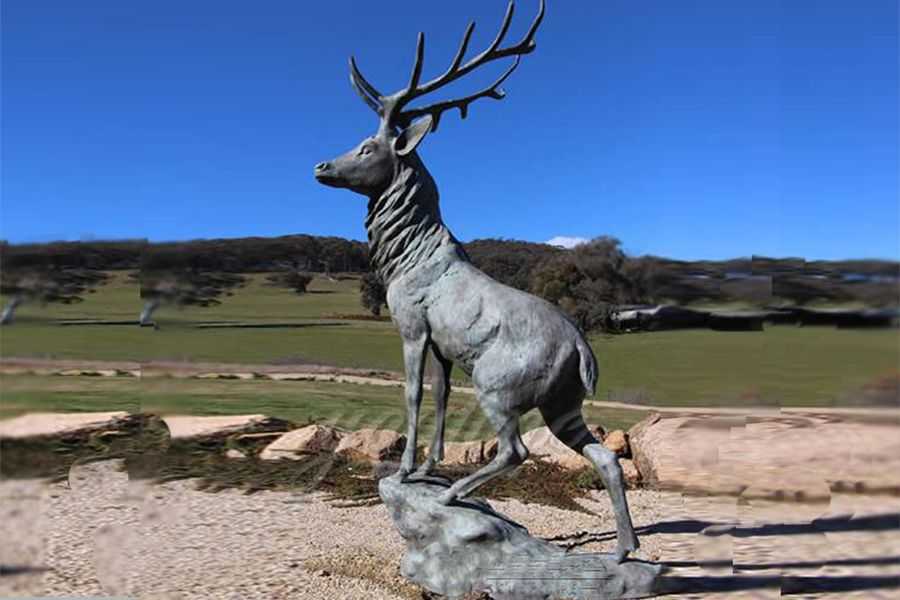 Outdoor life size bronze deer statue