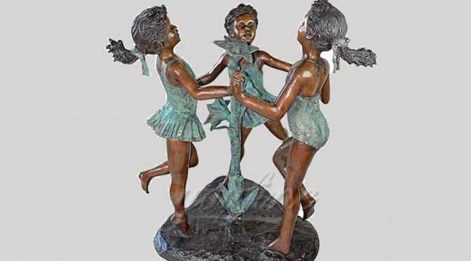 Life size playing casting bronze children sculpture with flowers