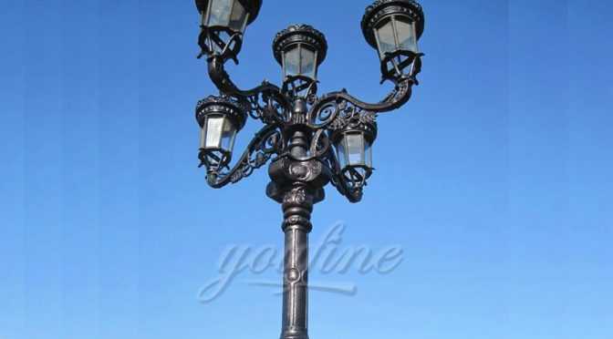 Garden cast iron street lamp post for sale