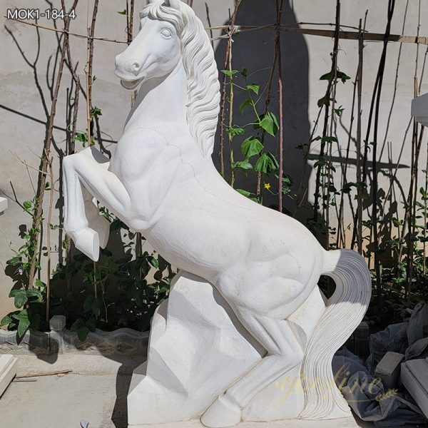 Garden outdoor marble horse statue