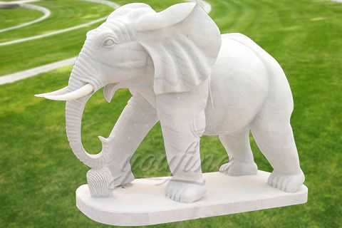 The Implied Meaning of The Elephant Statue