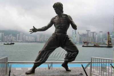 Life size famous kongfu garden bronze Bruce Lee statue