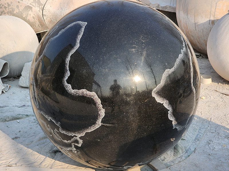 black rolling sphere fountain