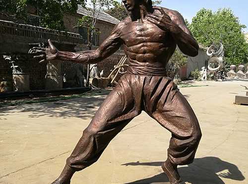 Outdoor Bruce Lee Bronze Sculpture