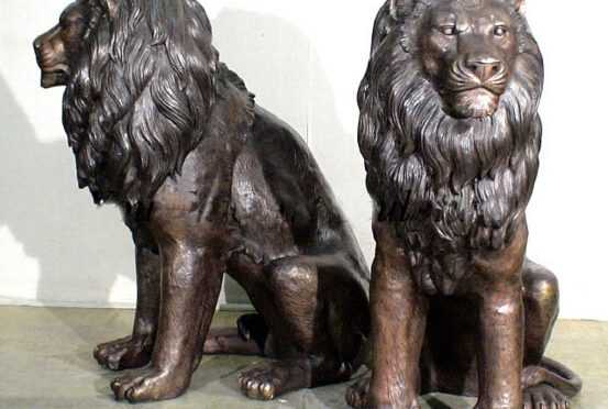 bronze lion statue