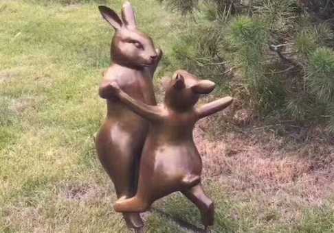 Bronze Life Size Rabbit Garden Sculpture for Sale