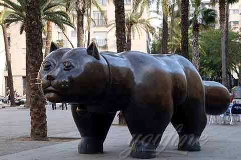 famous bronze cat