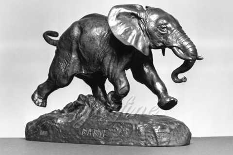 Lovely Metal Bronze Running Little Elephant Sculpture from Chinese Supplier