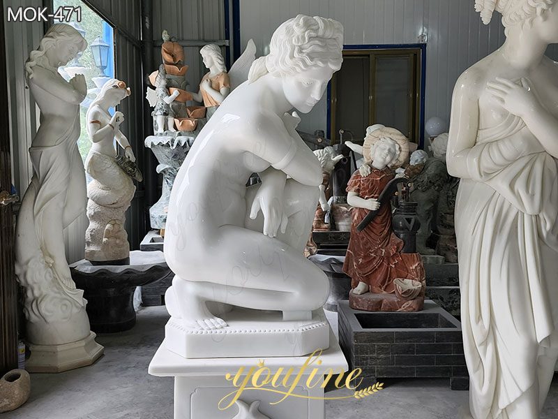 Life size marble carving Crouching Venus
