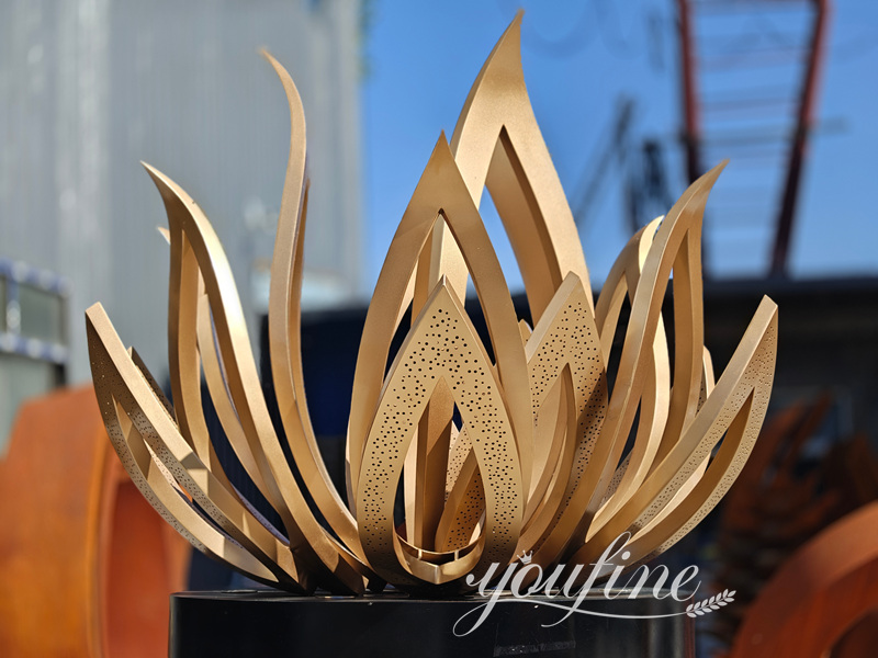 abstract flower sculpture details