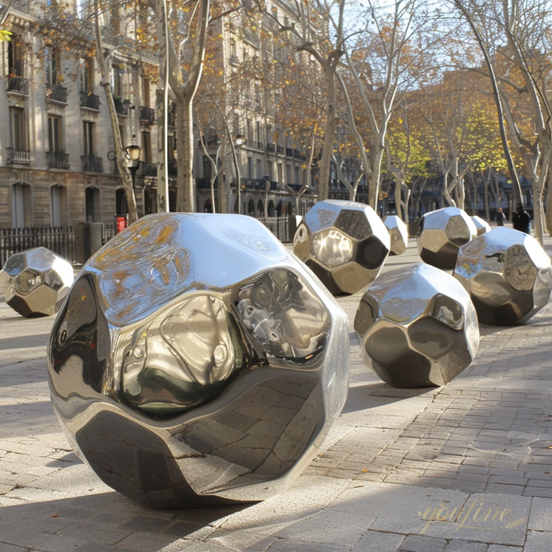 modern steel sculpture for lawn