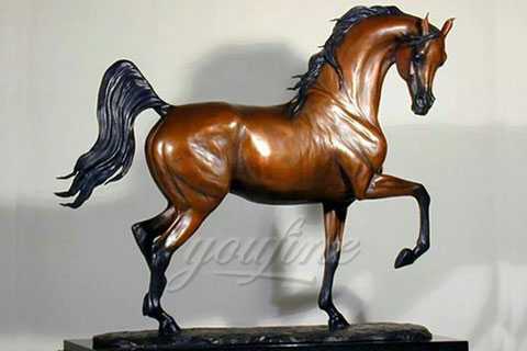 Handmade best quality hot sale bronze horse figurine for garden ornaments on sale