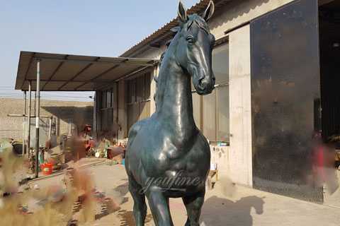 bronze green horse statue for garden as outside decor