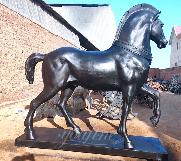 life size metal horse sculpture for sale