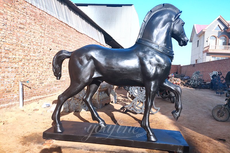 life size metal horse sculpture for sale