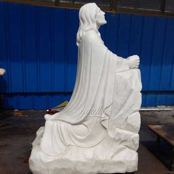 Outdoor Famous Life Size Catholic White Marble Jesus Kneeling in Prayer for Sale
