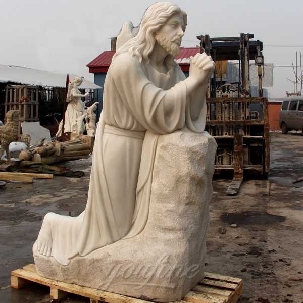 life size outdoor catholic statue kneeling in prayer Jesus statue for sale CHS-295