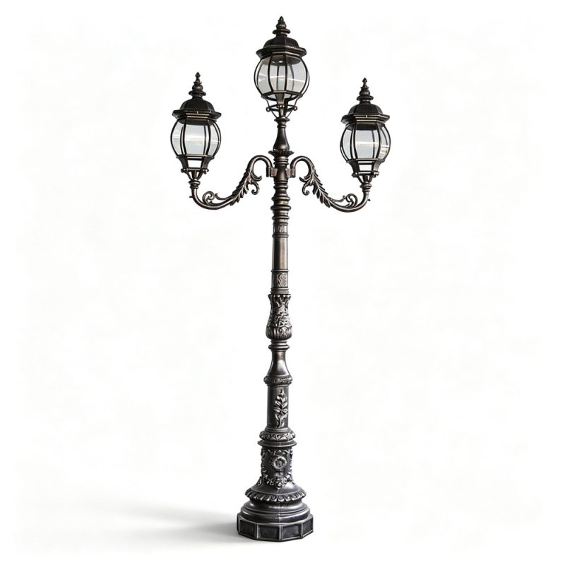 3 Light lamp post