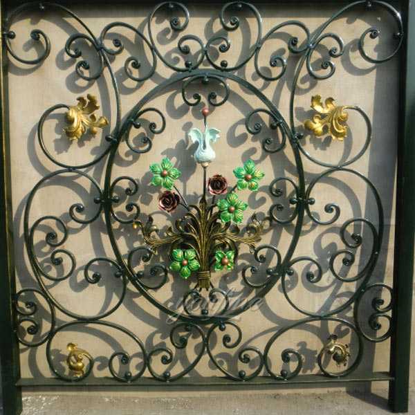 Buy high quality ornamental wrought iron fence with flower designs from China Ironwork companies for sale–IOK-133