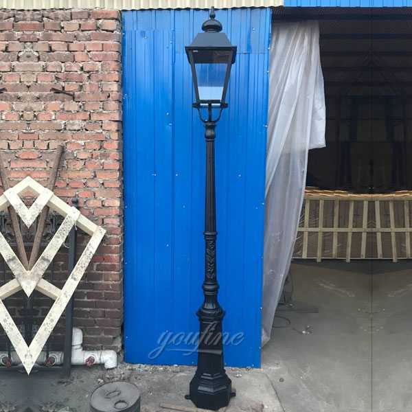 Easy hot selling in bulk popular cast iron street lamp post design for sale–IOK-144