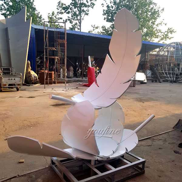 Modern feather art stainless steel three white feathers sculpture designs for sale for garden decor from China manufacturer