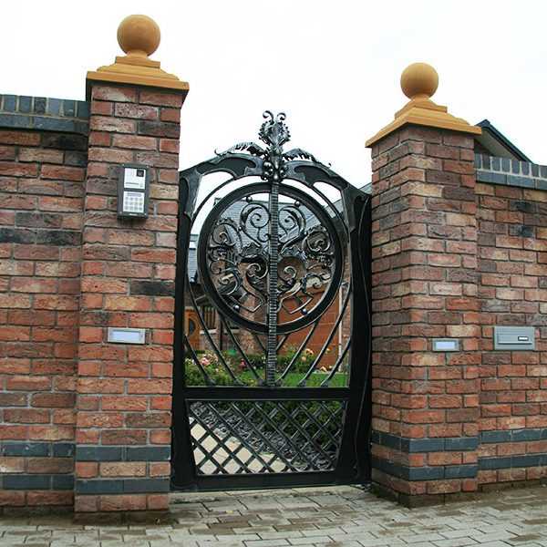 Antique small wrought iron double swing gates for entry door decoration for sale–IOK-186