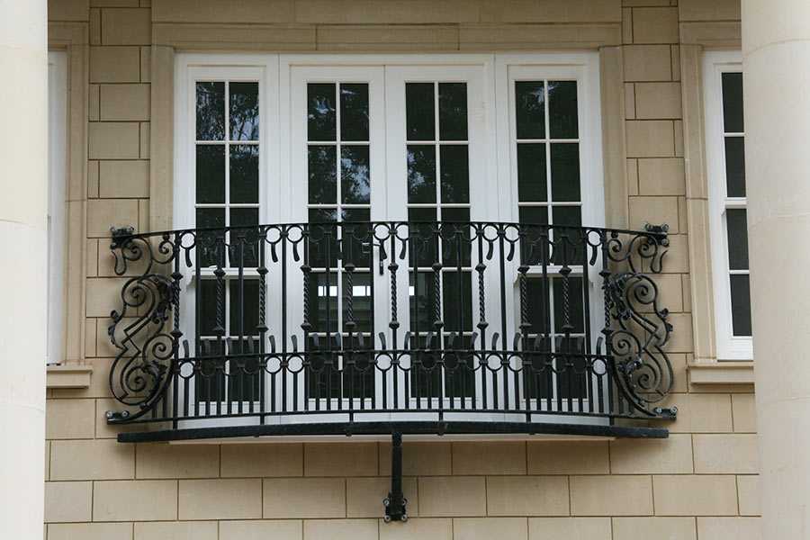 Juliet balcony clothes airer 2025