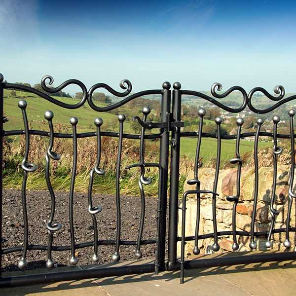 Cheap small farm casting iron swing driveway gate design for sale--IOK-196
