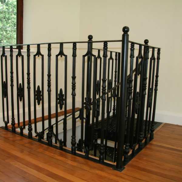 Kited & Combination Iron Staircases for sale