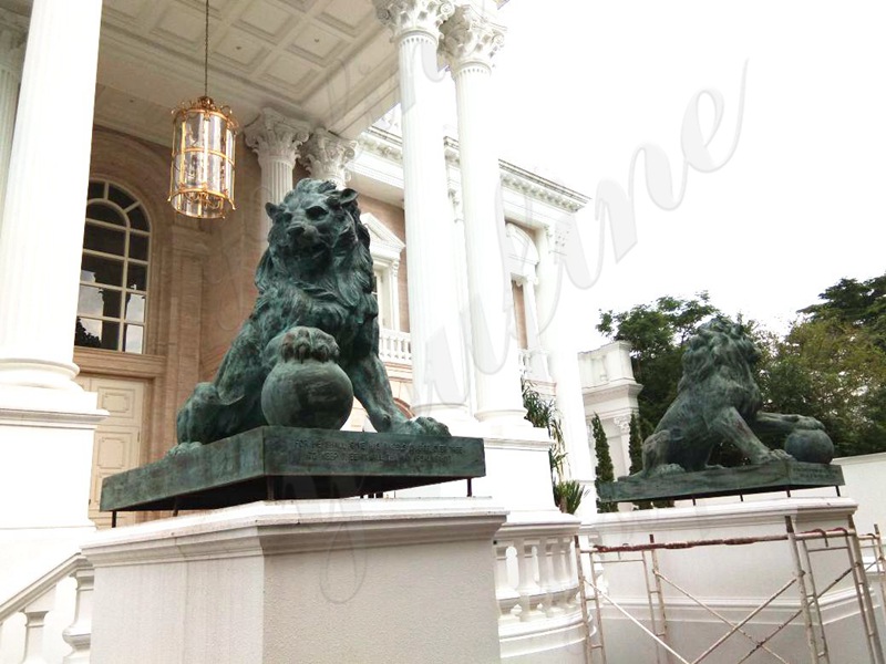 bronze lion statues