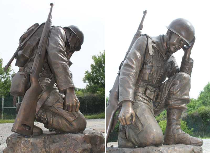 Casting Bronze Life Size Kneeling Soldier Statue Monument War Garden