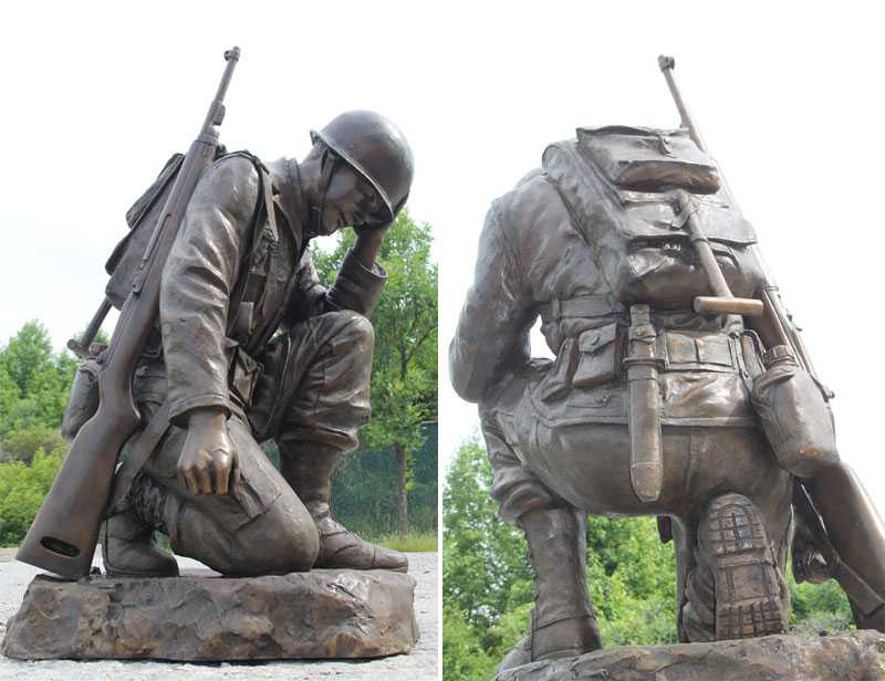 Casting Bronze Life Size Kneeling Soldier Statue Monument War Garden