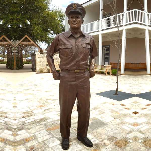 Customized casting bronze famous statue American Navy Admiral Nimitz and his bronze sculpture for sale BOKK-483