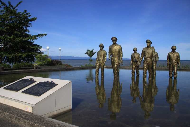 The MacArthur Landing Memorial Park with seven famous bronze statues
