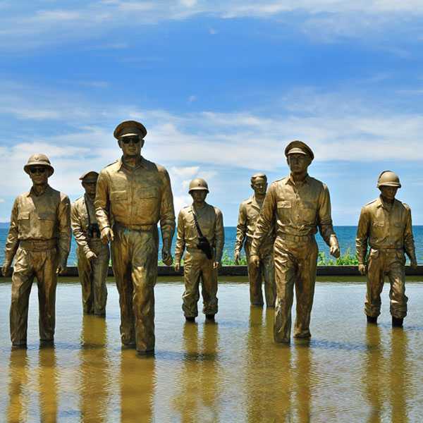 The large famous sculpture MacArthur Landing Memorial Park with seven famous bronze sculptures–BOKK-484