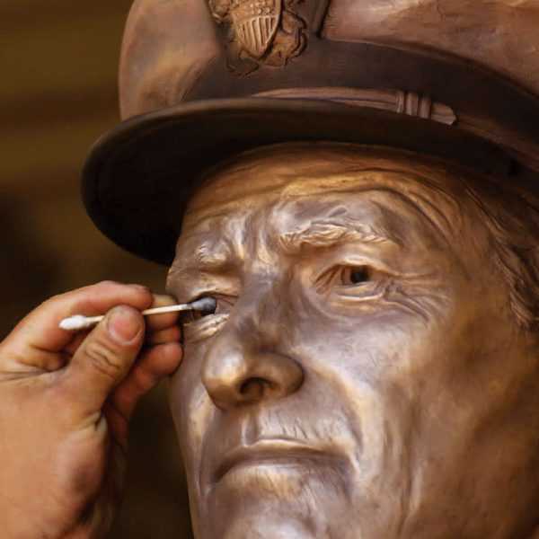 Customized casting bronze famous statue American Navy Admiral Nimitz