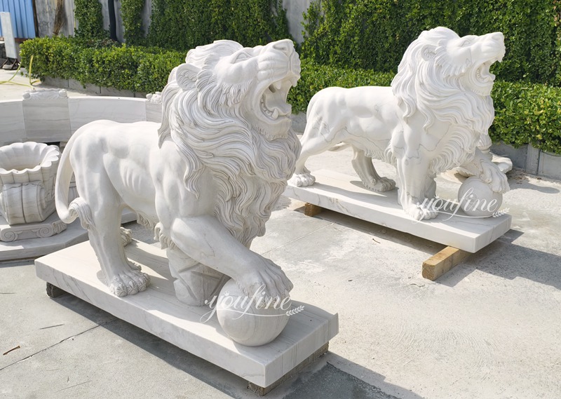 lion statue art