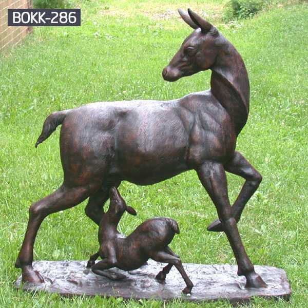 Cheap life size deer statue antique bronze large deer and fawns designs for garden lawn ornaments for sale on discount from China foundry--BOKK-286