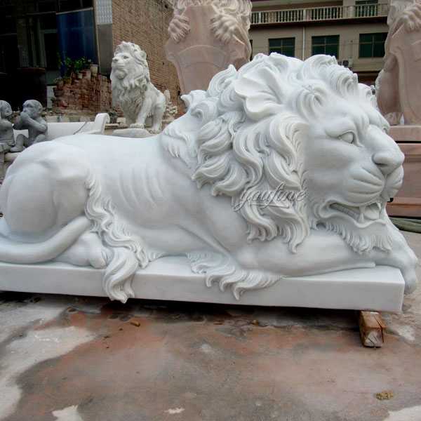 Life Size Outdoor Italian White Marble Lying Lion Statue Lion Garden Statues For Sale