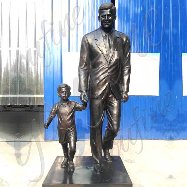 Life size Custom made from photo bronze statue John Fitzgerald Kennedy with child design replica for sale from China foundry--BOKK-512