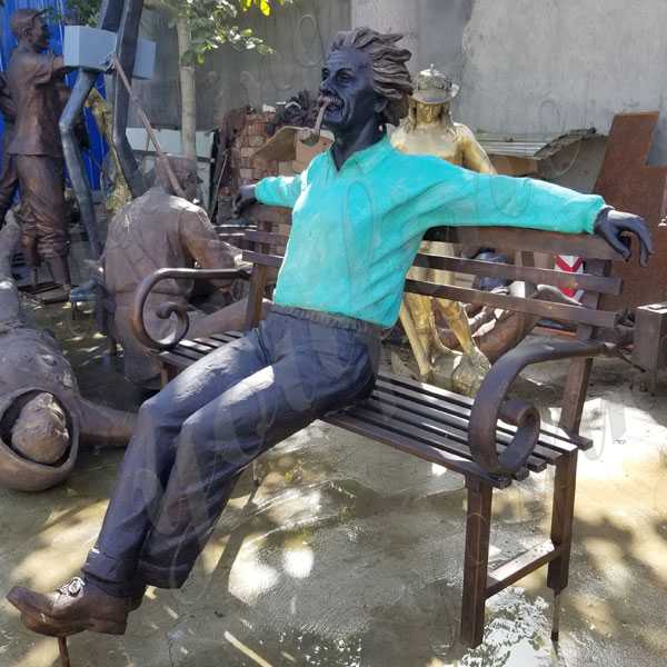 famous bronze Albert Einstein Statue Art design replica for sale modern figure statue for garden decor