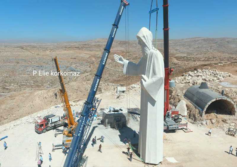 the large saint charbel statue design