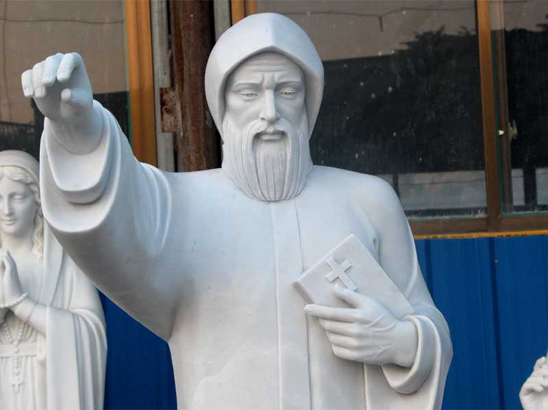 the large saint charbel statue design