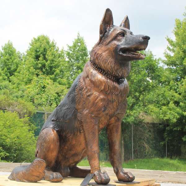 Custom Made Life Size German Shepherd, Dog Memorial Garden Statues