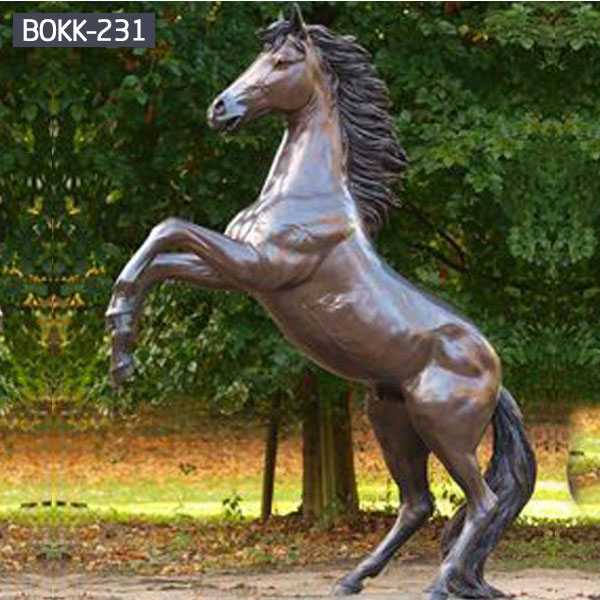 Do you know the design of bronze hoof horse sculptureBOKK-221?