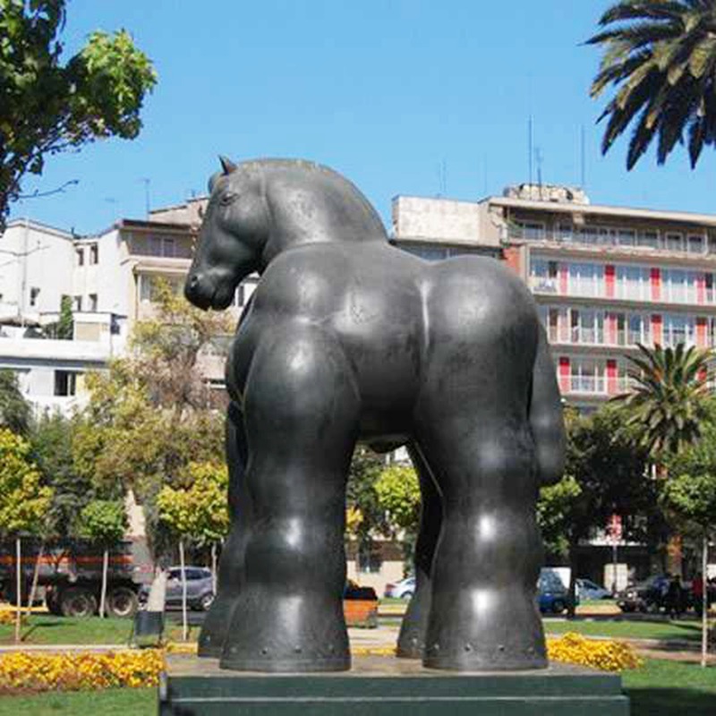 Bronze horse statue