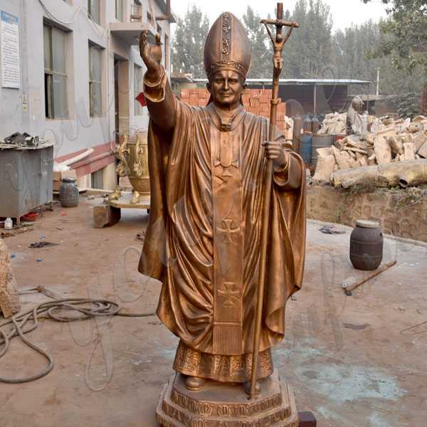 Life size catholic statue bronze pope John Paul II statue for church decoration