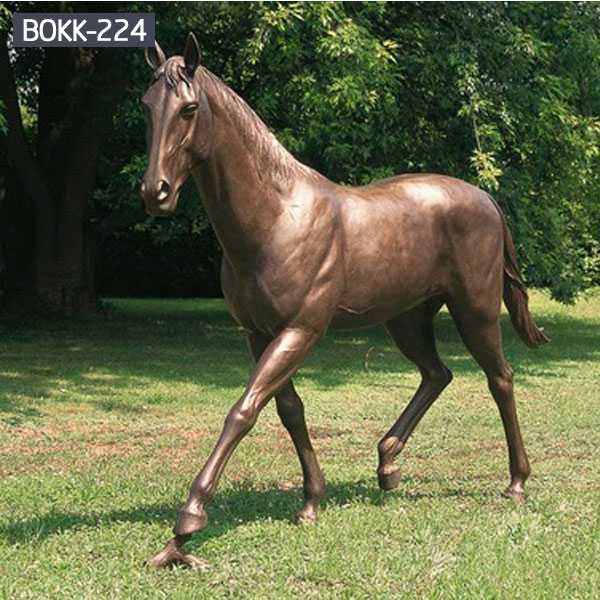 The First Part of the Manufacturing Process of Bronze Horse Sculpture: the Birth of Clay Mold-BOKK-224