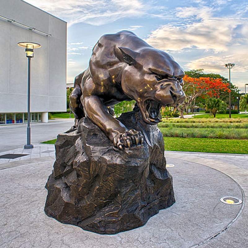 life size panther statue